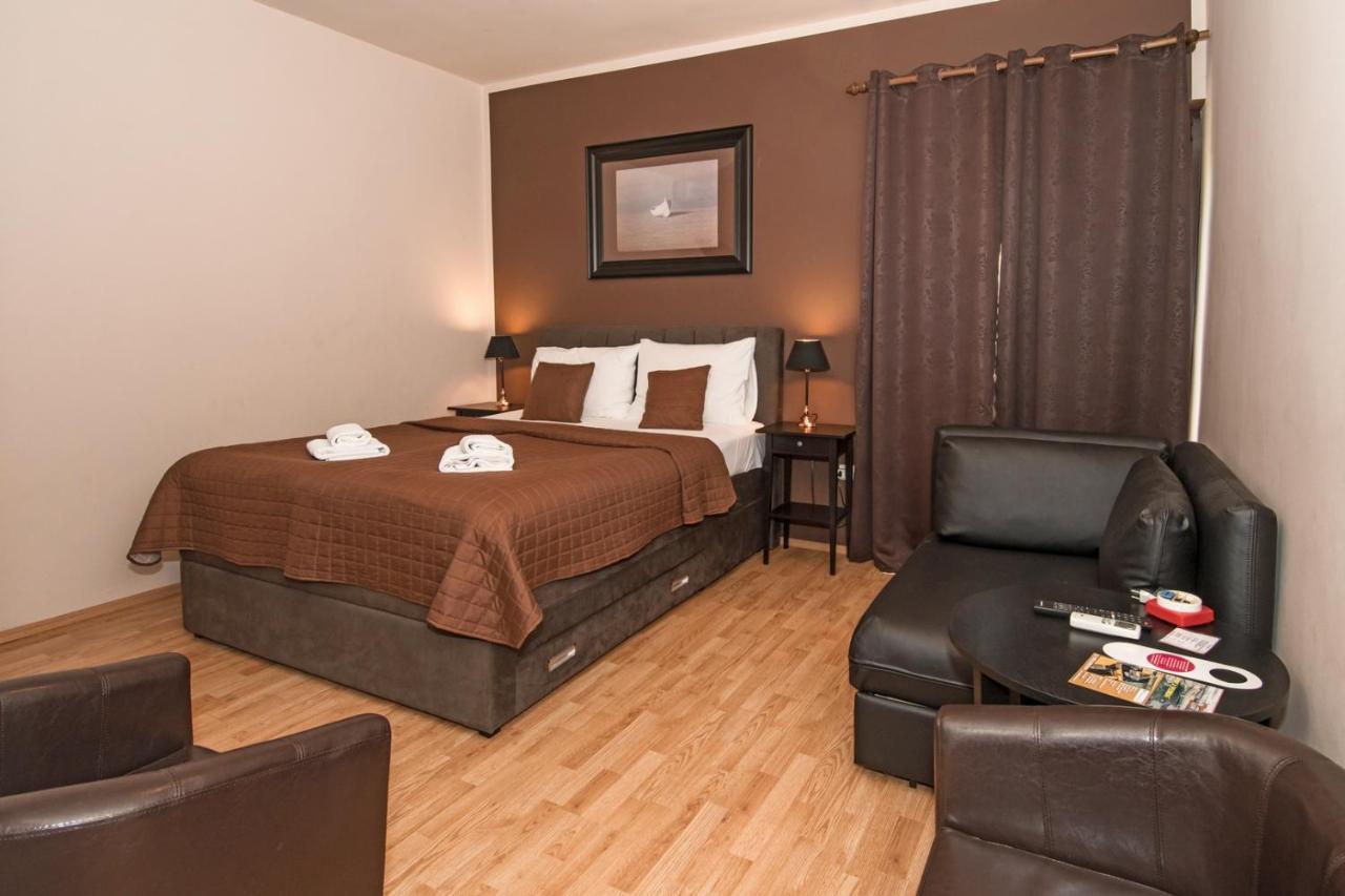 Breakfast & Bed Anita Bed & Breakfast Medulin Exterior photo