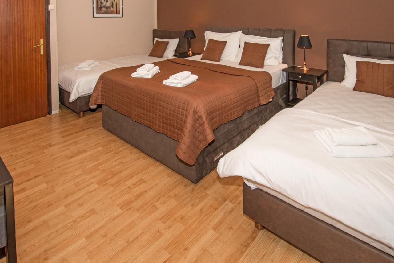 Breakfast & Bed Anita Bed & Breakfast Medulin Exterior photo